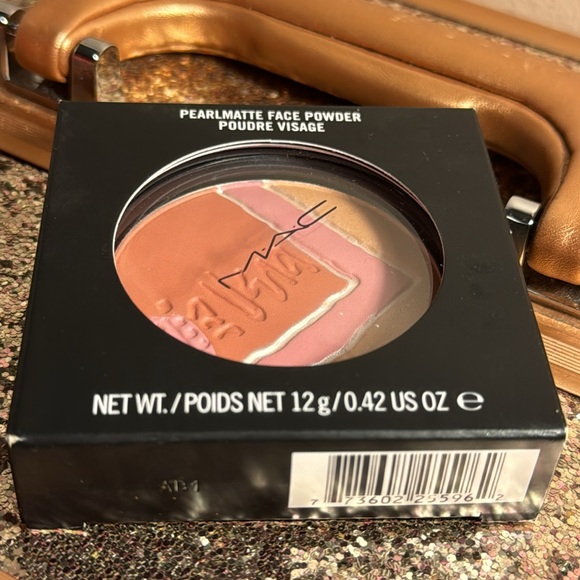 MAC COSMETICS Pearlmatte Face Powder - Flower Fantasy - NEW - Picture 10 of 10